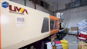 Injectoion molding machine 